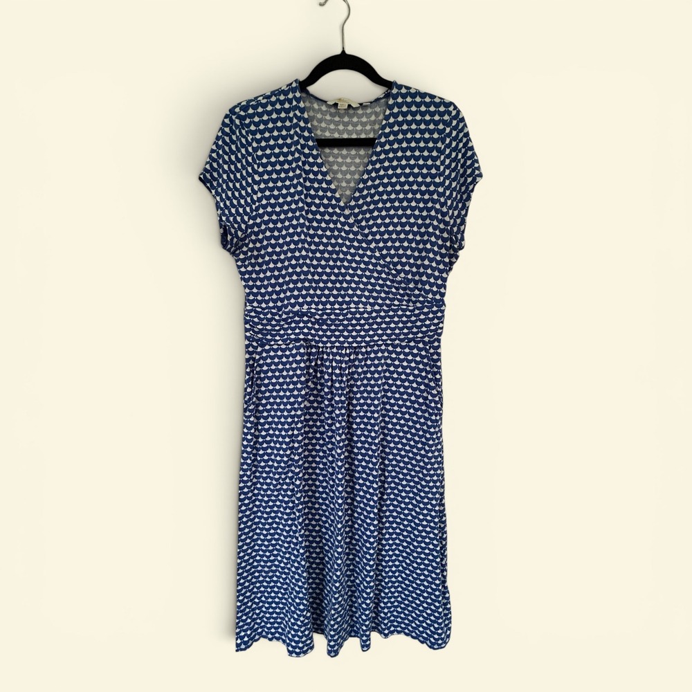 Boden Blue White Scallop Shell Print Jersey Faux Wrap Dress Size 12L - Picture 2 of 7